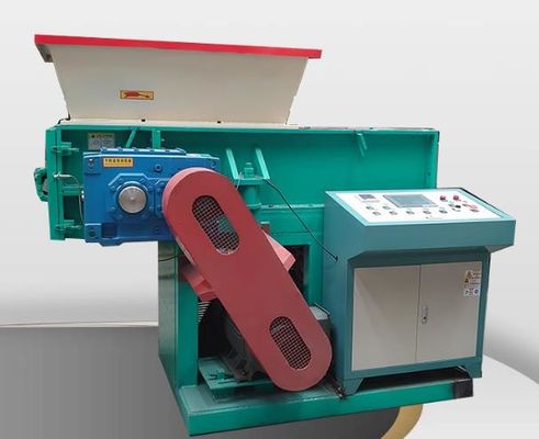 PVC PE Rury Jednorazowa Węgiel Rotary Shear Shredder Maszyna do plastiku
