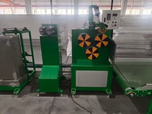 Ekologiczny system chłodzenia Taśma PP Linia do wytłaczania z wodą obiegową o niskiej temperaturze