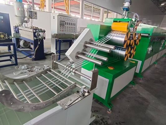 Automatyczna kontrola poziomu wody w zbiornikach chłodniczych dla nieprzerwanej produkcji